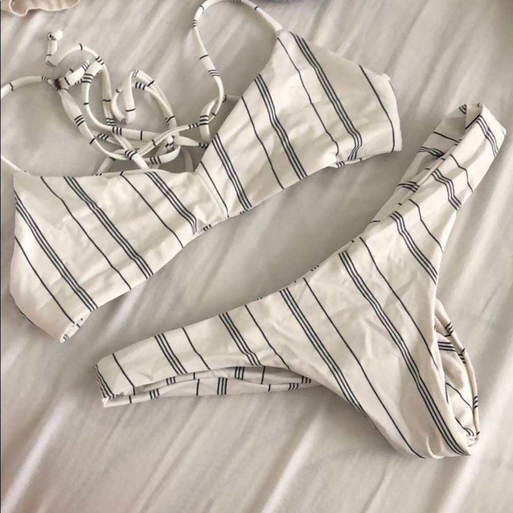 Boys and arrow bikini set extra small